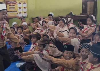 Program saku - Program SAKU Ajarkan Siswa SDN 1 Dawuhan Kelola Uang Sejak Dini