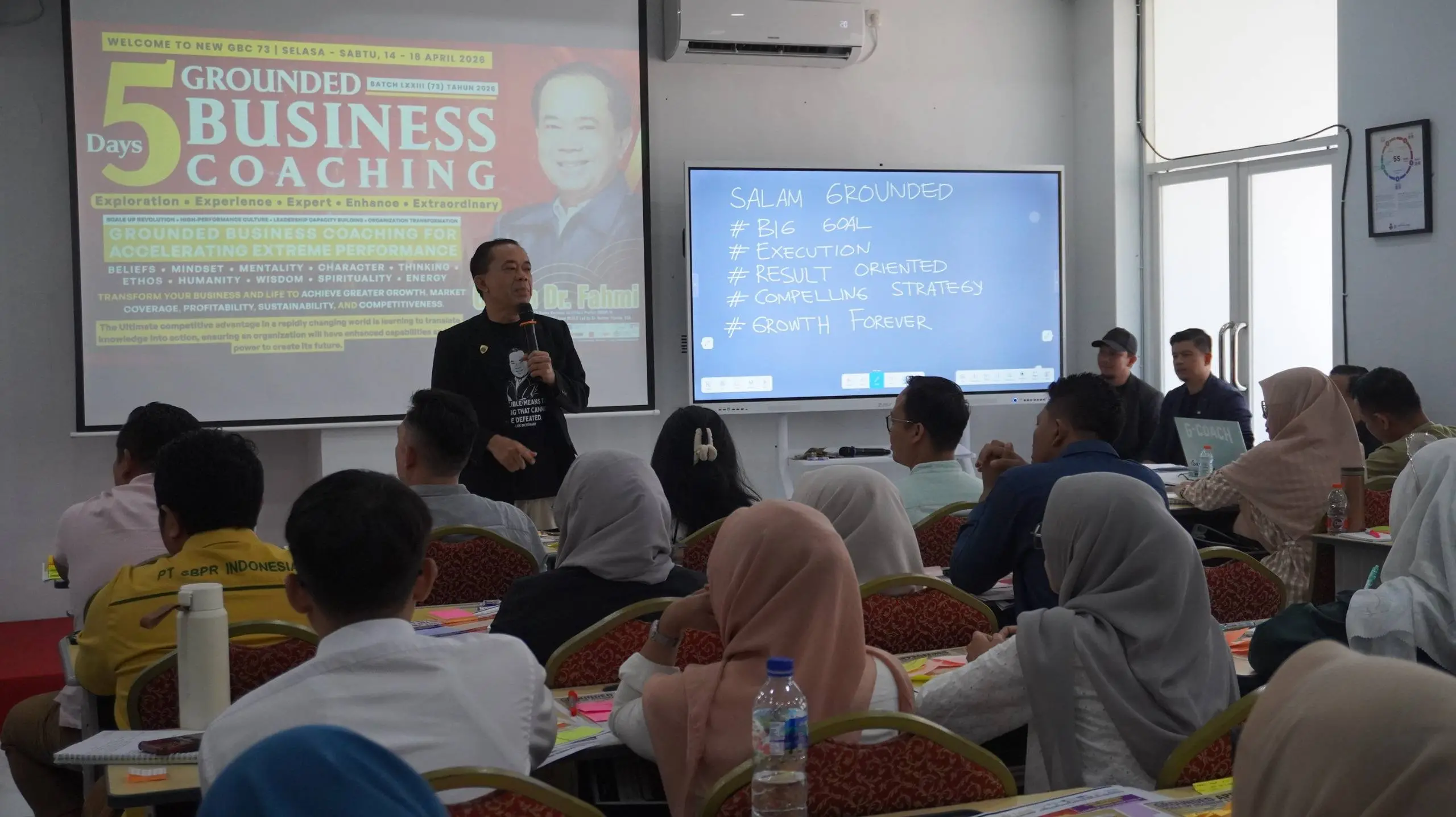 Coach Fahmi menyampaikan materi kepada peserta GBC. /Foto: Dok.