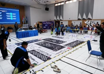 Sengit! 16 Tim Robotik Adu Cepat di ITN Malang Demi Borong Beasiswa DPP 100 Persen