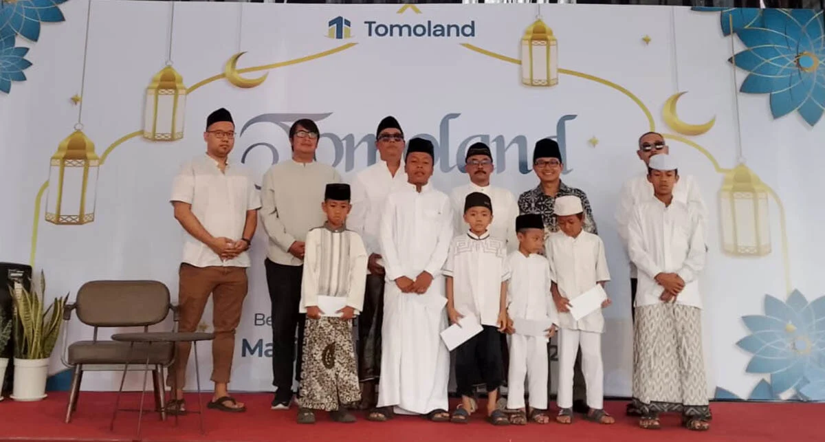 Tomoland Santuni 100 Anak Yatim, Perkuat Komitmen Berdampak bagi Masyarakat