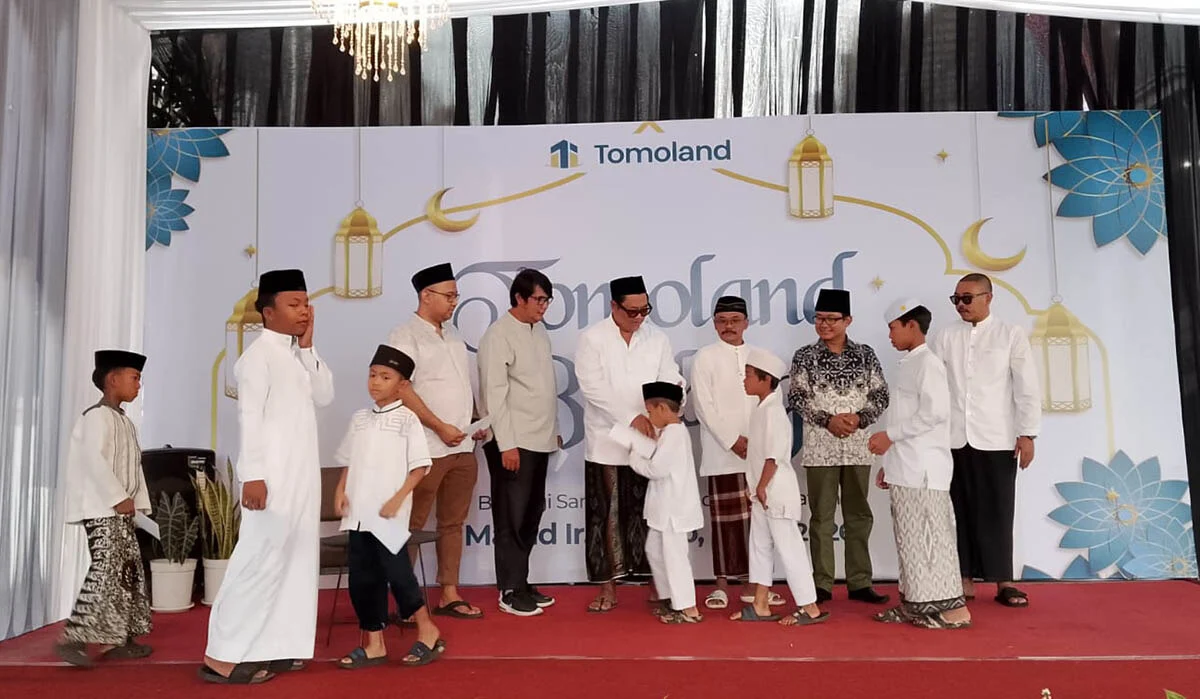 Tomoland Santuni 100 Anak Yatim, Perkuat Komitmen Berdampak bagi Masyarakat