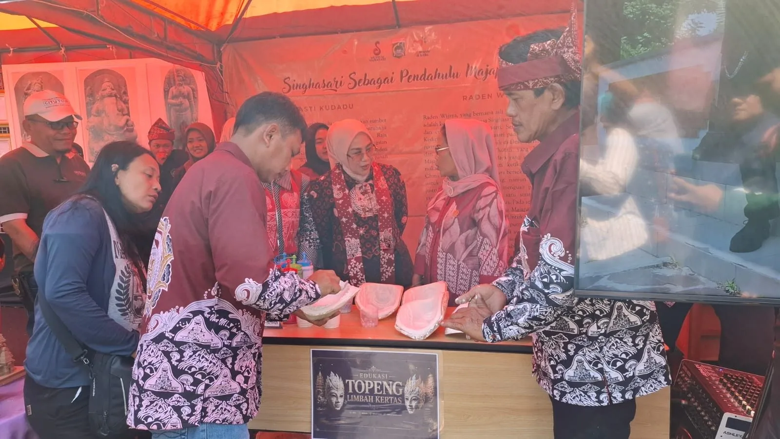 Ubah Limbah Kertas Jadi Karya, Museum Singhasari Hadirkan Inovasi Edukasi Topeng Malang