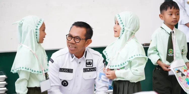 Wali Kota Batu Sidak MPLS, Pastikan Hari Ketiga Berjalan Aman dan Bebas Bullying