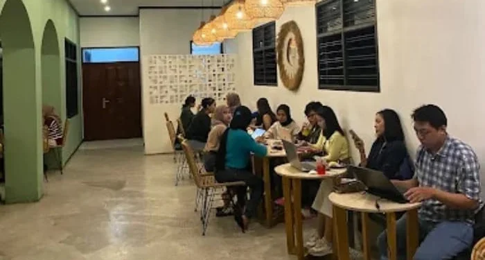 5 Cafe Dekat UB Malang yang Cocok buat Nugas