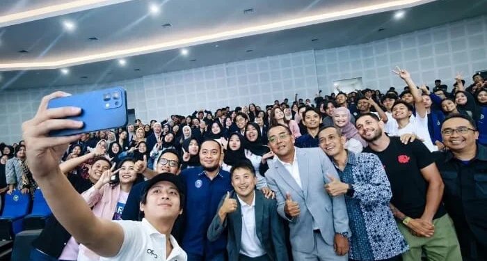 Arema FC Sambut Maba, Sepak Bola dan Kampus Menggerakkan Ekonomi Lokal