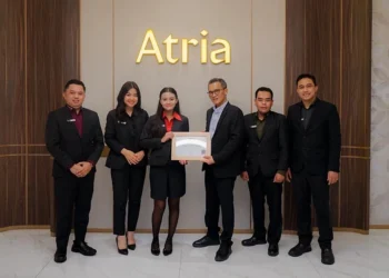 Atria Hotel Malang Ajak Siswi SMKN 3 Belajar Kepemimpinan Hotel