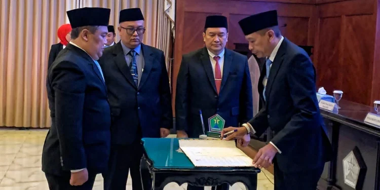 Dandung Djulharjanto Resmi Jadi Pj Sekda Kota Malang