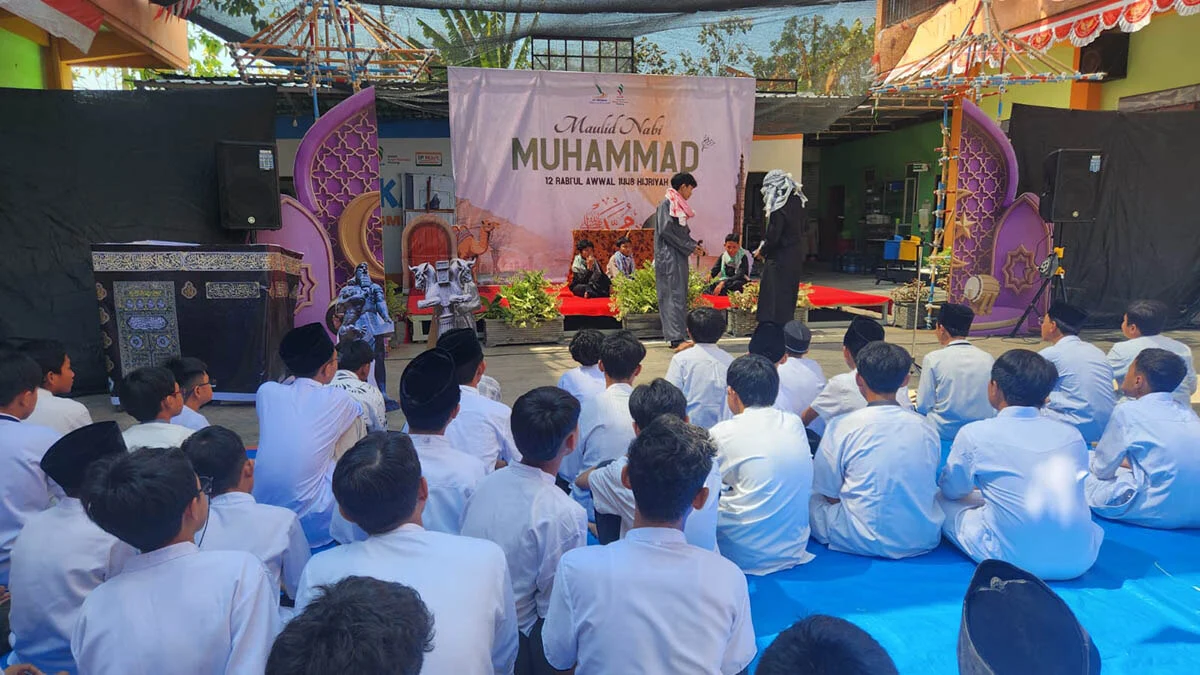 Drama Umar Bin Khattab Warnai Maulid Nabi Di Smp Insan Permata Malang 18
