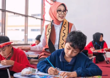 Fatma Saifullah Motivasi Siswa Sekolah Rakyat Lampung