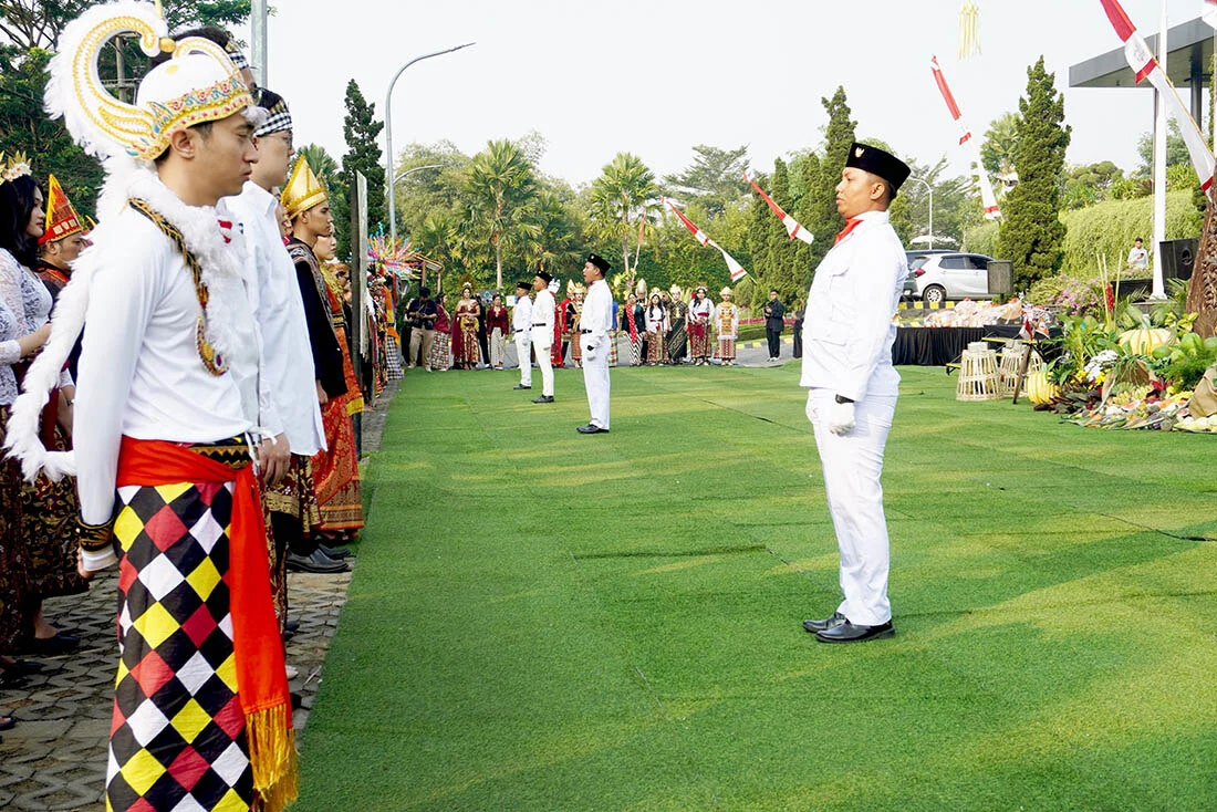 Grand Mercure Malang Mirama Gelar Upacara HUT ke-81 RI Bernuansa Budaya Nusantara
