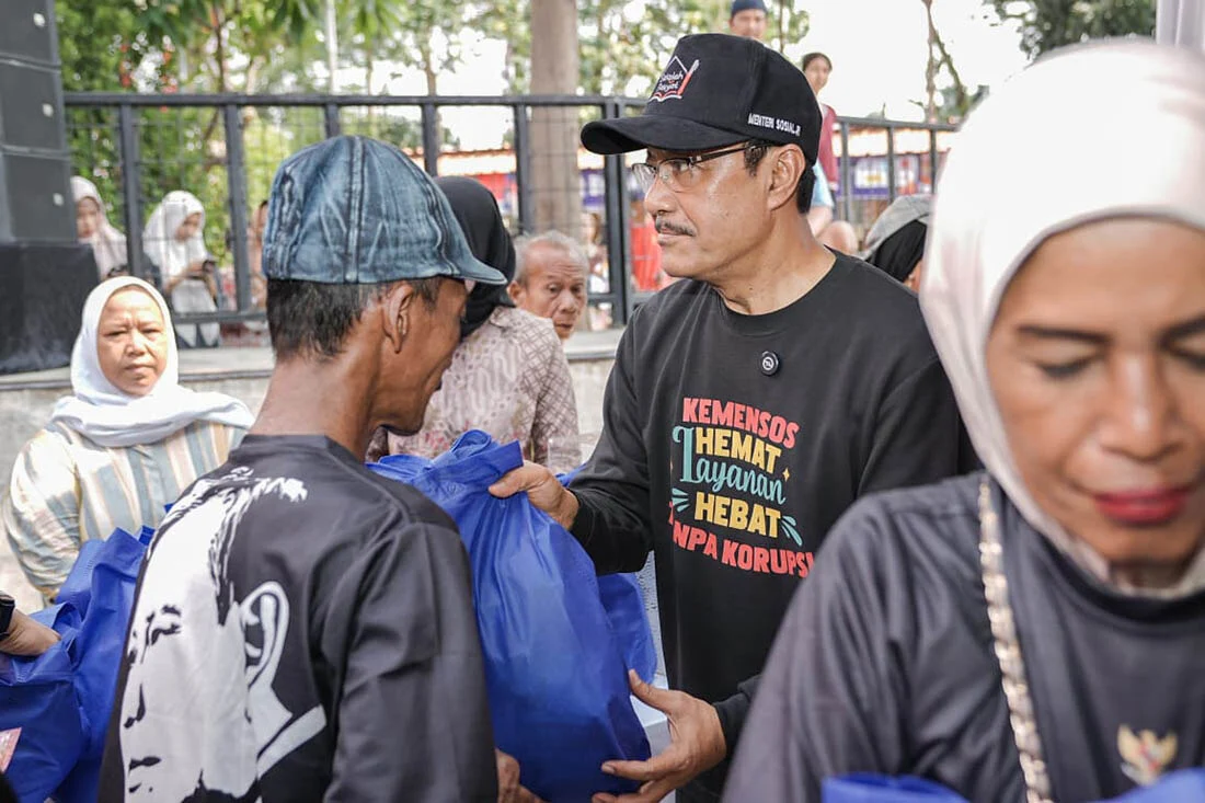 Gus Ipul Sampaikan Pesan Presiden Soal Bantuan Sosial Di Kalijodo 18