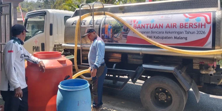 Kekeringan di Malang Selatan, BPBD Salurkan 170 Ribu Liter Air