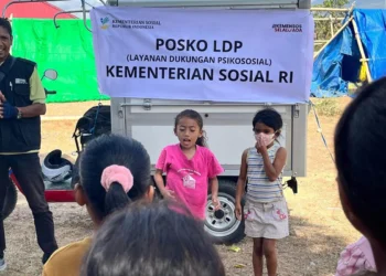 Kemensos Dampingi Anak Terdampak Gempa di Nagekeo