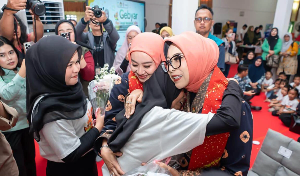 Kemensos,Pengasuhan anak gratis - Kemensos Hadirkan Layanan Pengasuhan Anak Gratis di Palembang