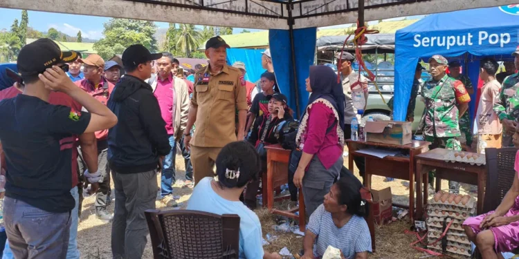 Kemensos Salurkan 48 Ton Beras untuk Korban Gempa di 7 Kabupaten NTT