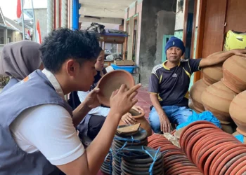 KKN Unikama Dampingi UMKM di Pakisaji Masuk Ekosistem Digital