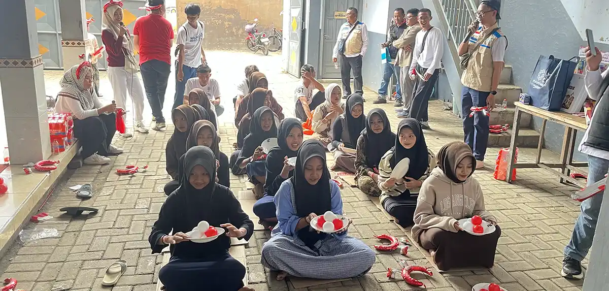 Sambut Kemerdekaan RI, YBM PLN UP3 Malang Hadirkan Kebahagiaan Kemerdekaan bagi Anak Yatim dan Dhuafa