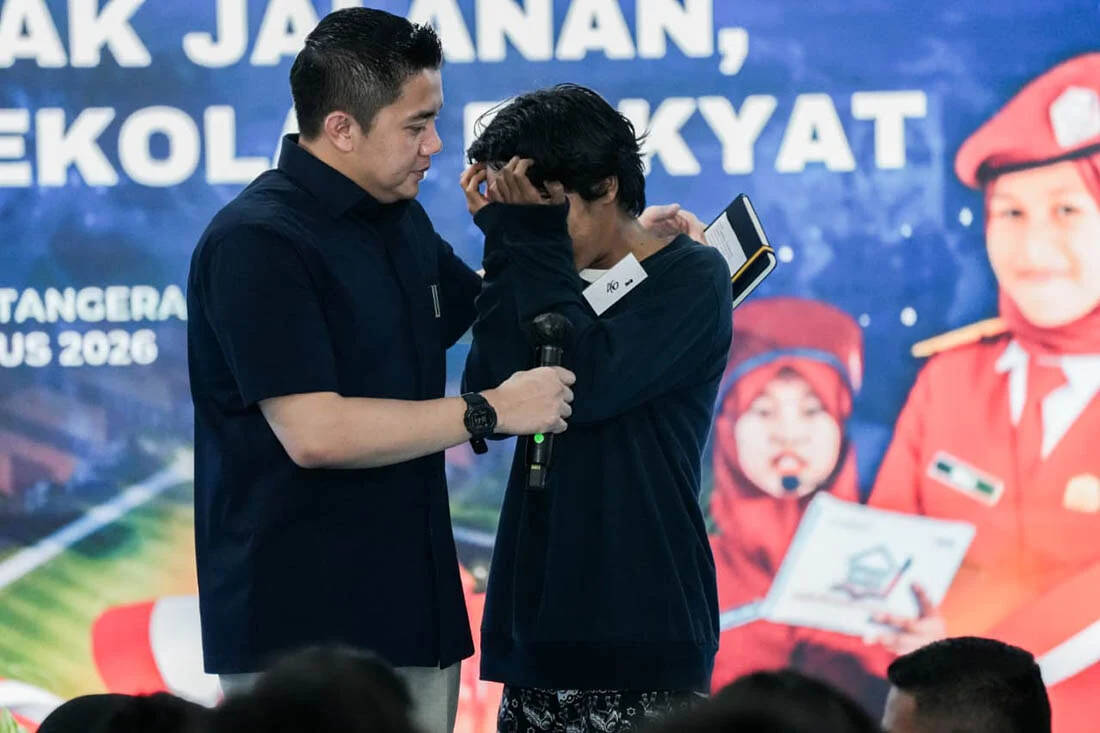 Seskab Teddy Dorong Anak Putus Sekolah Berani Bermimpi Besar Lewat Sekolah Rakyat 1