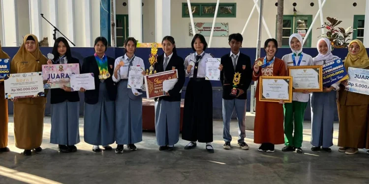 Siswa SMKN 2 Malang Borong Prestasi Regional hingga Nasional