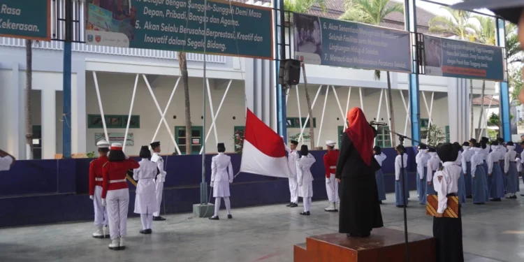 SMKN 2 Malang Tekankan Makna Kemerdekaan Lewat Disiplin dan Karya Nyata, Dorong Raih Mimpi