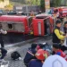 Truk Damkar Terguling di Oro-Oro Ombo, Lima Orang Luka-Luka