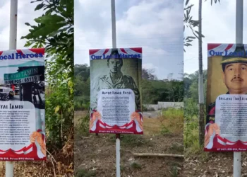 Warga BTU Pajang Foto Pahlawan di Depan Rumah