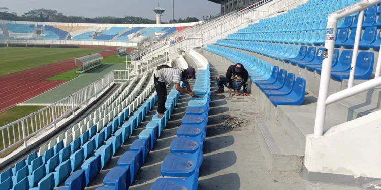Waskita Karya Perbaiki Tribun dan Plafon Stadion Kanjuruhan
