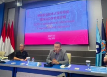 Polinema jalin kerja sama internasional dengan LZPU dan SMOORE China, jajaki peluang joint degree dan magang. /Foto: Dok. Polinema
