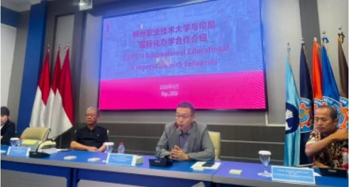 Polinema jalin kerja sama internasional dengan LZPU dan SMOORE China, jajaki peluang joint degree dan magang. /Foto: Dok. Polinema