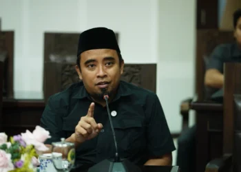 8 Halte di Kota Malang Mulai Dibersihkan, Rendra Masdrajad Safaat Dorong Perawatan Rutin