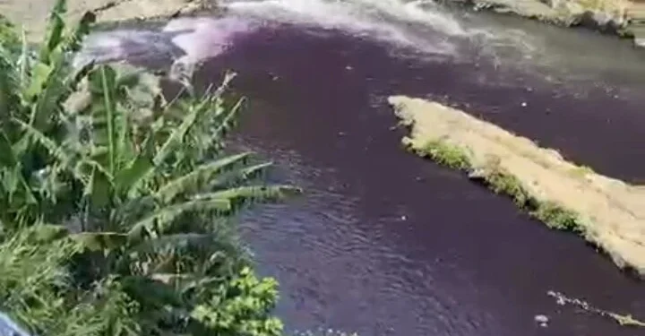 Air Sungai Brantas Berubah Warna Jadi Ungu, DLH Kota Malang Periksa 12 Industri