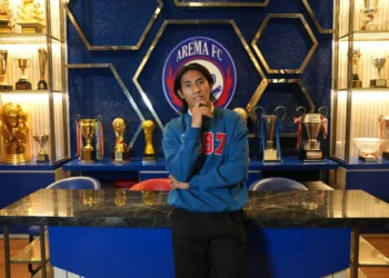 Arema FC Pulangkan Hanif Sjahbandi dari Persija Jakarta