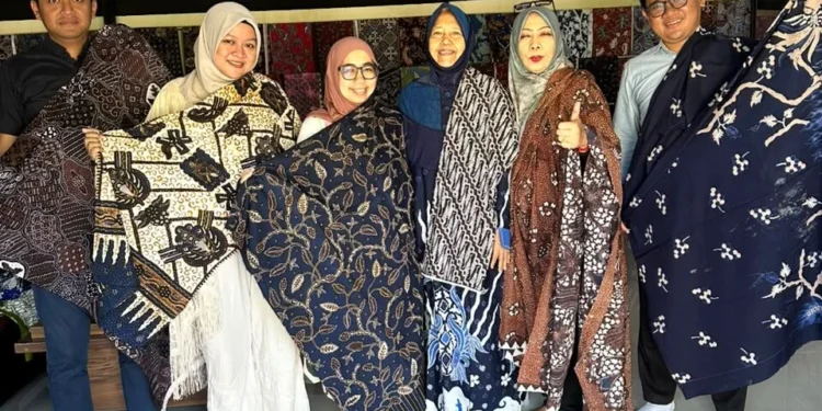 Batik Mataraman: Merawat Pakem, Mengembangkan Identitas, dan Menjawab Dinamika Pasar