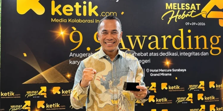 Djoko Prihatin Raih Penghargaan Tokoh Muda Politik Penggerak Demokrasi Inklusif