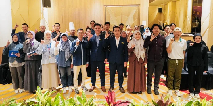 Grand Mercure Malang Mirama Gelar Kelas Bahasa Isyarat Gratis untuk Karyawan dan Masyarakat