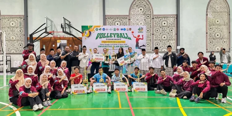 Juara Voli Lustrum IX Unisma Dapat Beasiswa UKT hingga 70 Persen