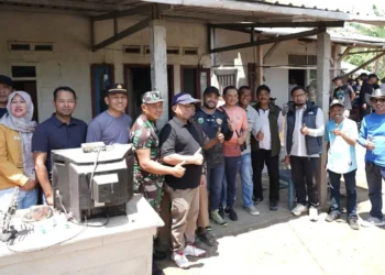 Karang Taruna Kota Batu Bedah Rumah Tak Layak Huni di Junrejo