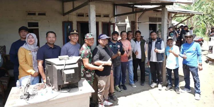Karang Taruna Kota Batu Bedah Rumah Tak Layak Huni di Junrejo