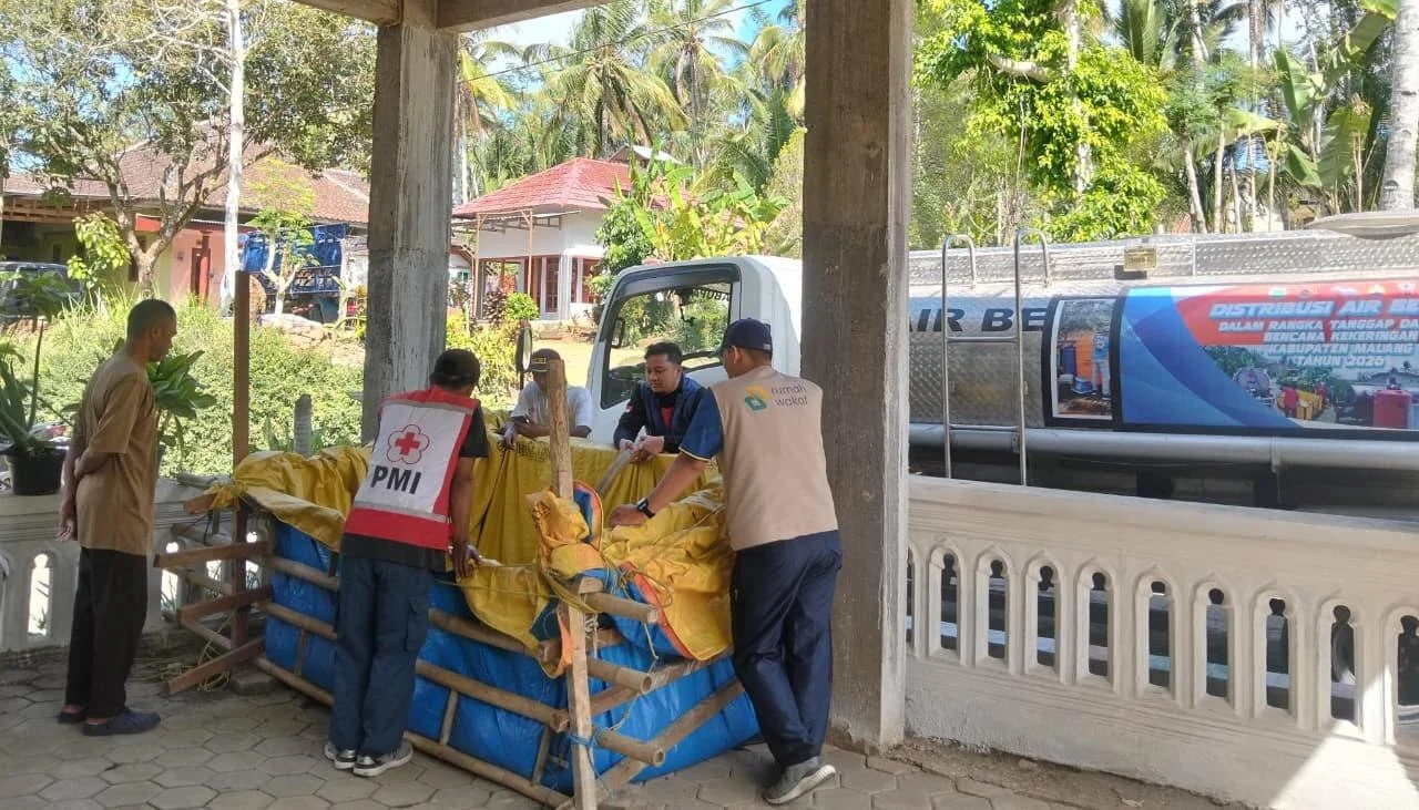 Kekeringan Di Malang Selatan Meluas 4 119 Kk Krisis Air Bersih 18