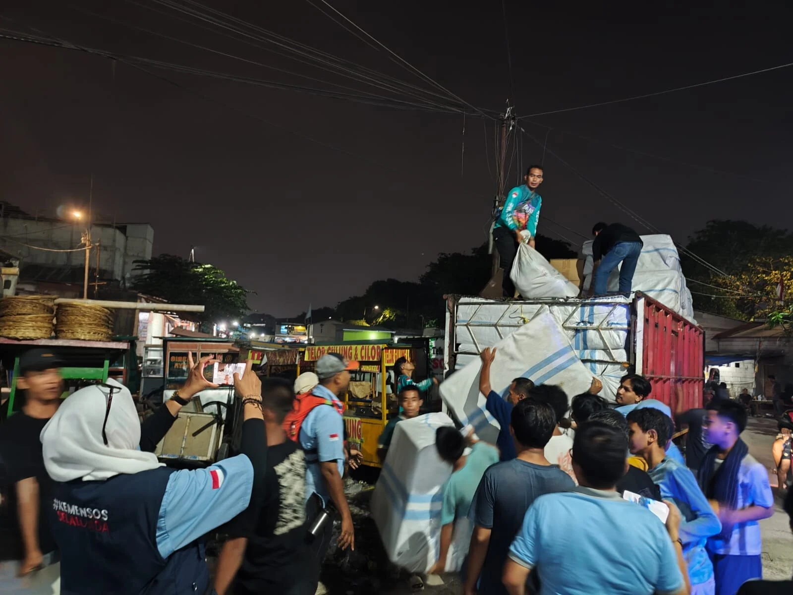 Kemensos Kirim Bantuan Rp 2238 Juta Untuk Korban Kebakaran Ancol 1