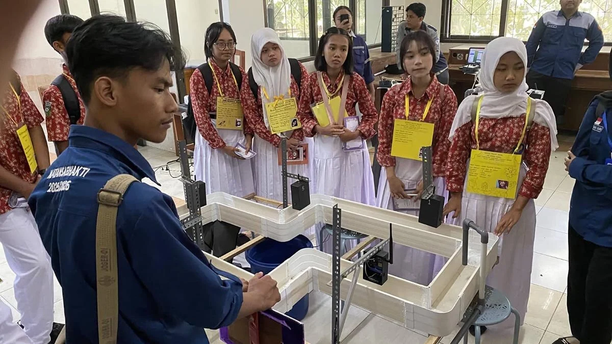 Kevin Nadiian Lulusan Terbaik Teknik Elektro Itn Malang Lewat Alat Peringatan Dini Banjir 52