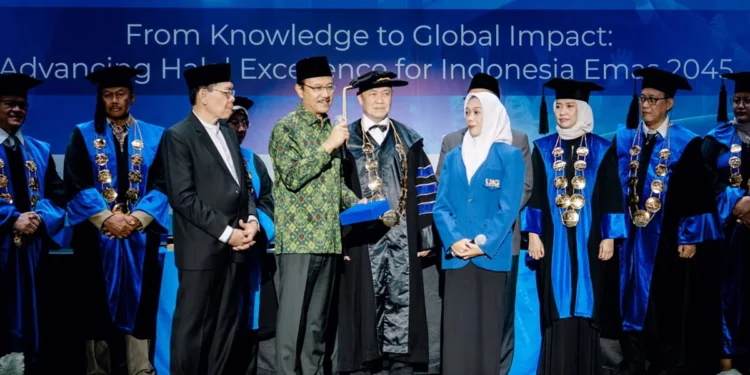 Lulusan Sekolah Rakyat Dapat Beasiswa Kuliah di Universitas Ary Ginanjar