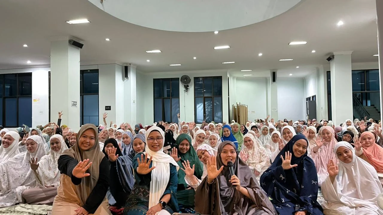 Mahad Sebagai Kawah Pendidikan Leadership Muslimah Kepala Psgad Uin Malang Kaji Nilai Kepemimpinan Dari Kitab Arbain An Nawawiyyah 1