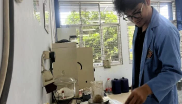 Mahasiswa Polinema Ubah Limbah Jerami Padi Guna Menggantikan Polybag Plastik