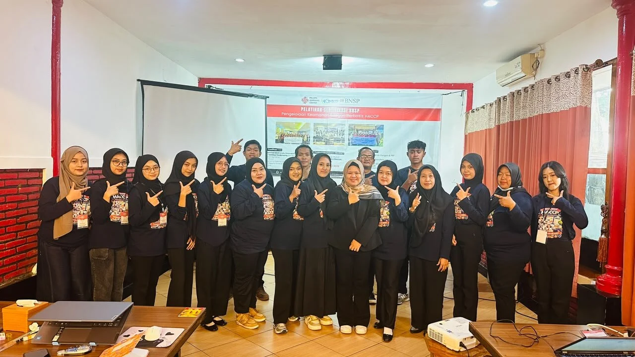 Perkuat Standar Keamanan Pangan, 17 Perwakilan SPPG Malang Raya Ikuti Sertifikasi HACCP