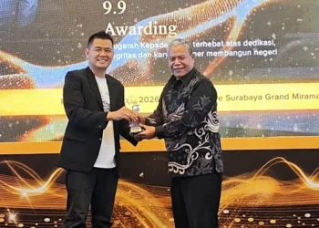 Rektor Unikama Raih Penghargaan Environmental Education Campus Innovator