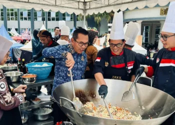 Sajikan Kuliner Bintang Lima Harga Kaki Lima, Batu Street Food Festival ke-9 Resmi Dibuka