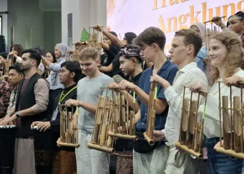 Sambut 32 Mahasiswa dari 23 Negara, FEB UB Kenalkan Budaya Nusantara di Cultural Day 2026