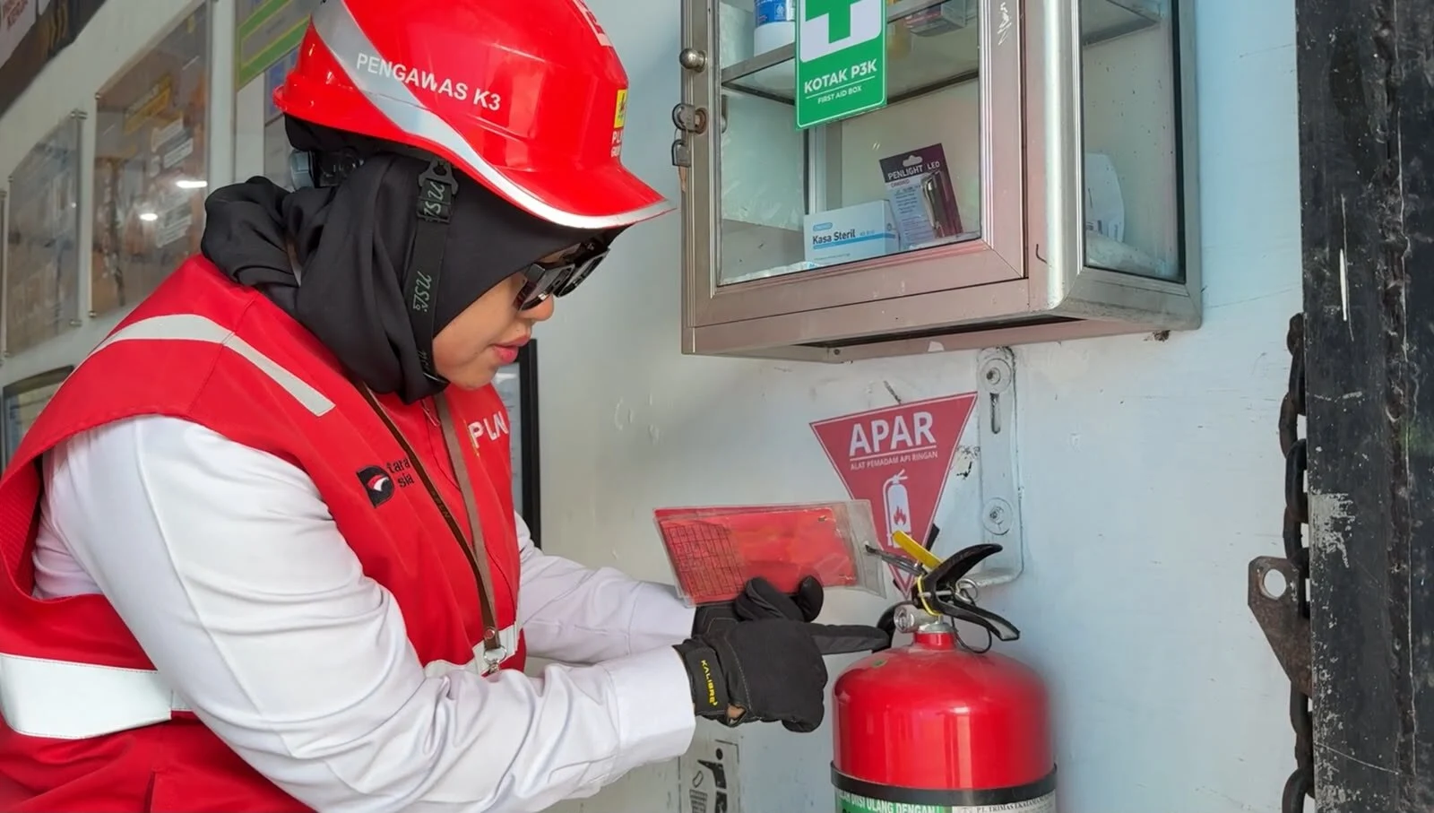 Semangat Hari Pelanggan Nasional dan dalam Pelaksanaan Kegiatan Logistic Awards Tingkat Nasional Tahun 2026, PLN UP3 Malang Perkuat Pelayanan melalui Transformasi Tata Kelola Logistik
