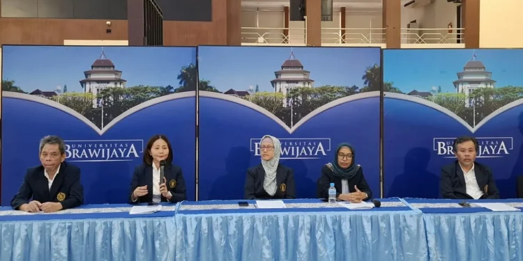 UB Kukuhkan 5 Profesor Baru, Teliti Pertanian hingga Kesehatan Mental